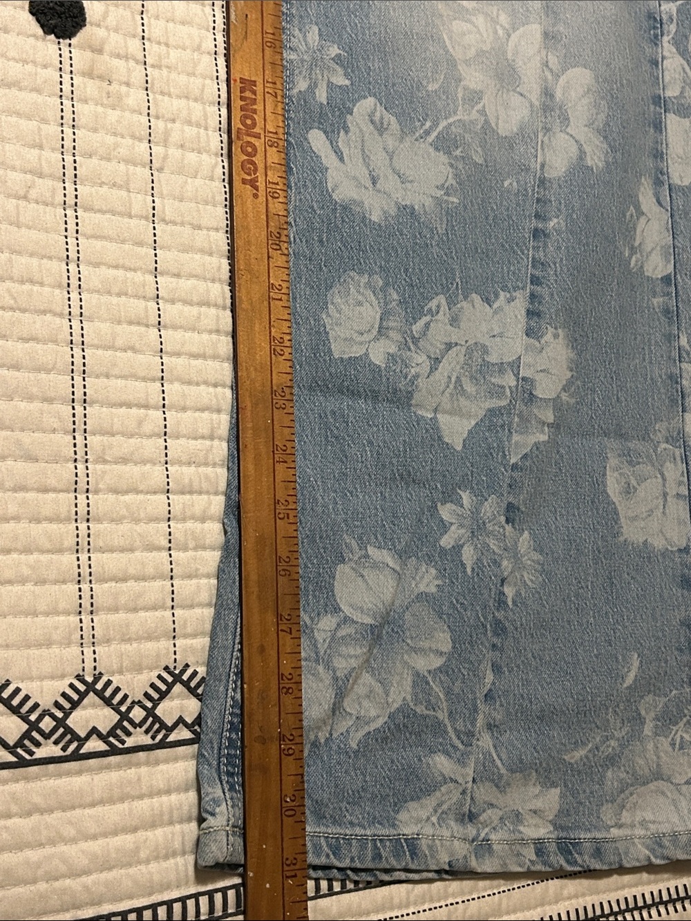 Floral Rose Light Wash Low Rise Baggy Wide Leg Jeans NEW Women 4 - Picture 10 of 10
